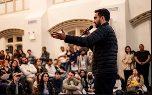 Zohran Mamdani speaking at a DSA 101 meeting in New York City